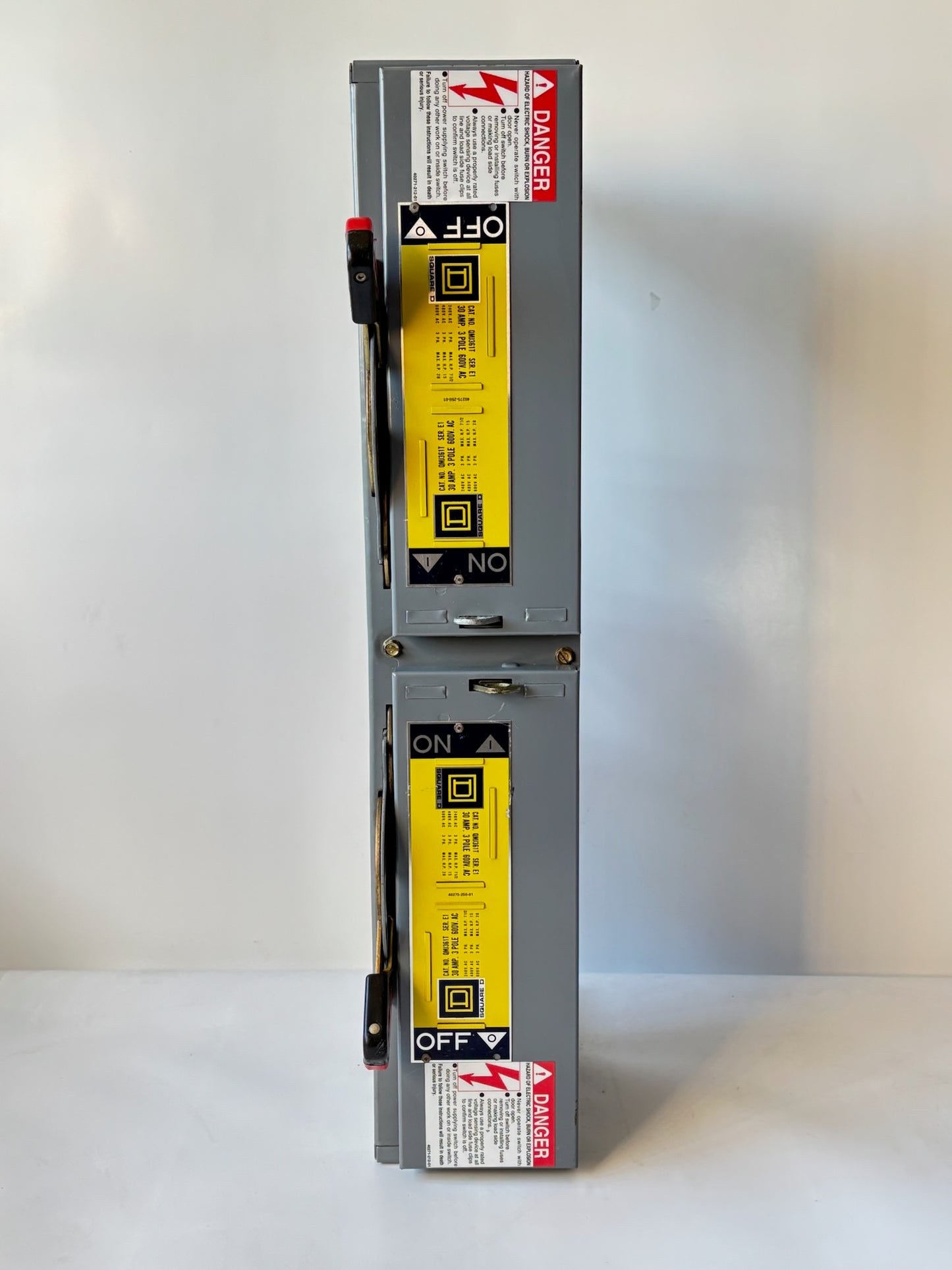 Square D QMJ361T 3-Pole 60A Molded Case Circuit Breaker, 600V