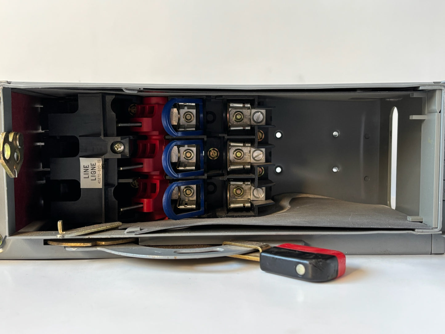 Square D QMJ361T 3-Pole 60A Molded Case Circuit Breaker, 600V