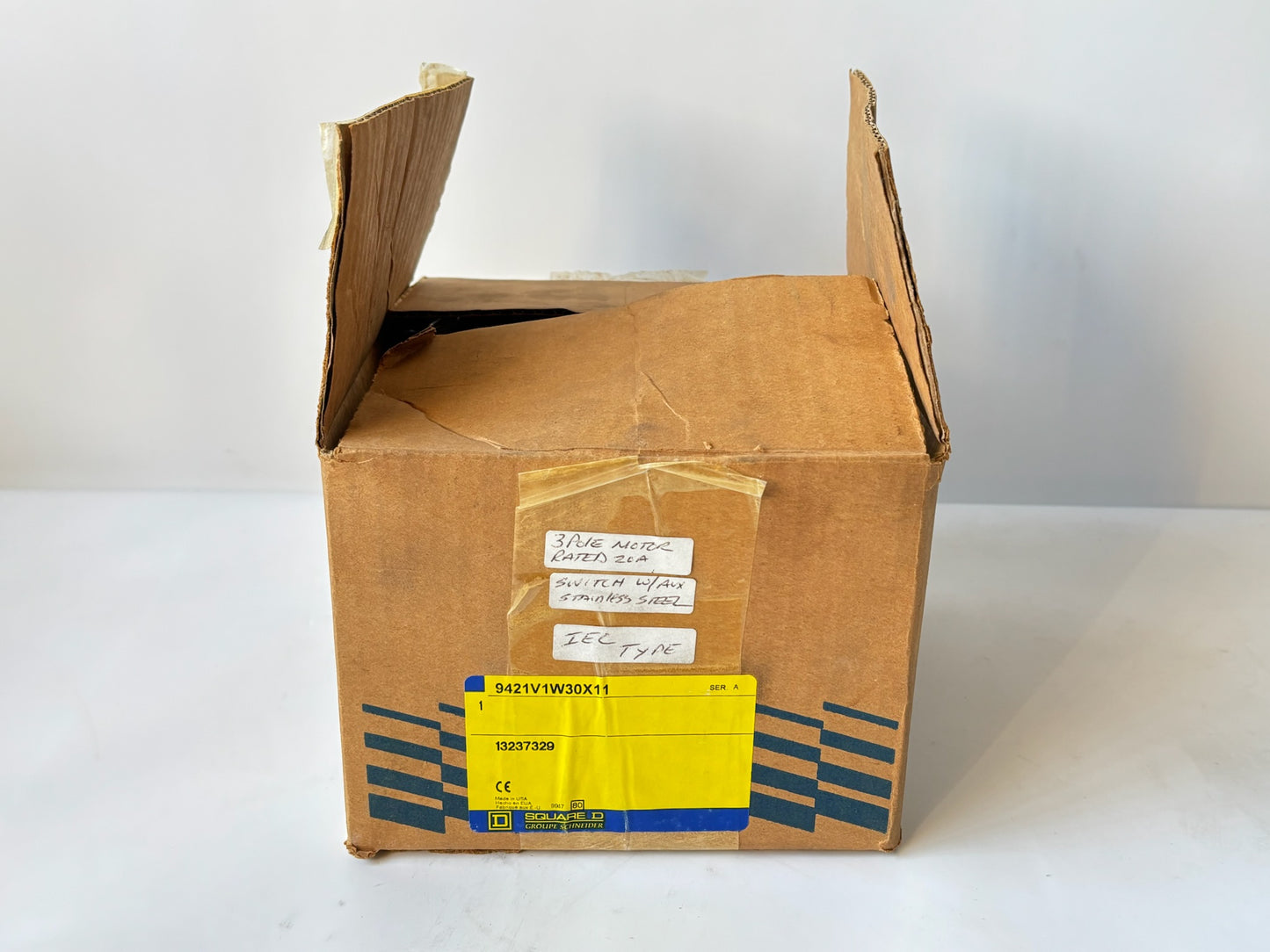 Square D 9421V1W30X11 Safety Switch 30A 3-Pole Fusible NEMA 1