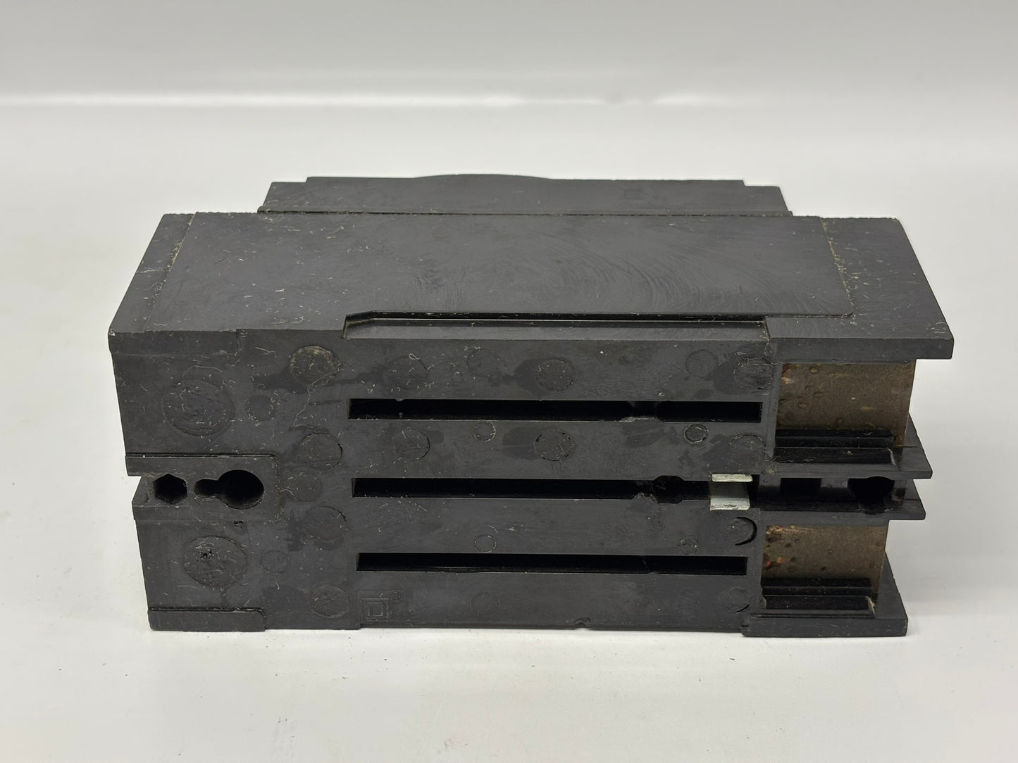 Square D Q2M-2200-MT 200 Amp 2-Pole Molded Case Circuit Breaker 120/240 V