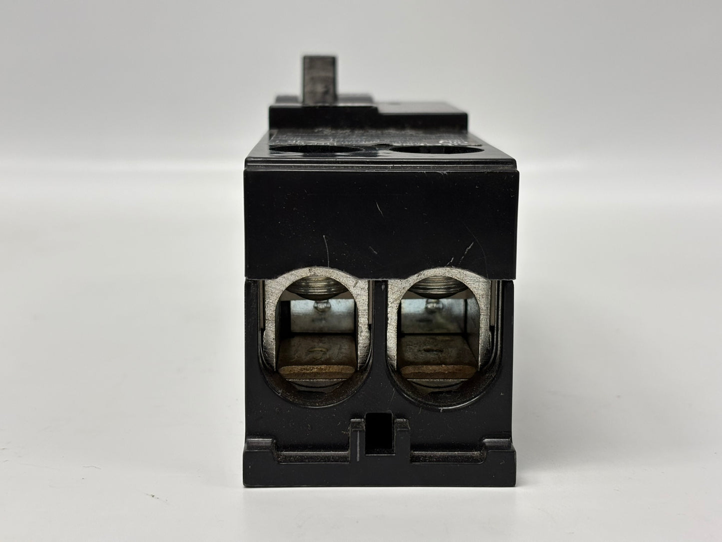Siemens QN2175RH 200 Amp 2-Pole Main Breaker with Handle Tie Clamp