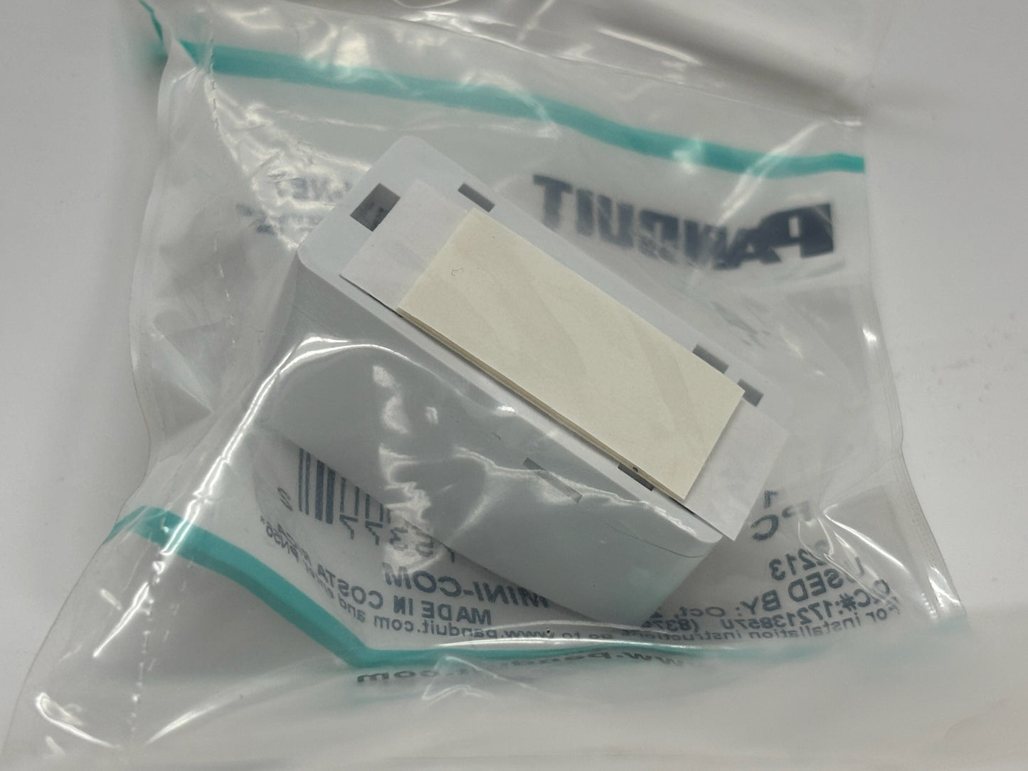 18 PK Panduit CBX1WH-A Mini-Com 1-Port Surface Mount Box, White, Plenum-Rated