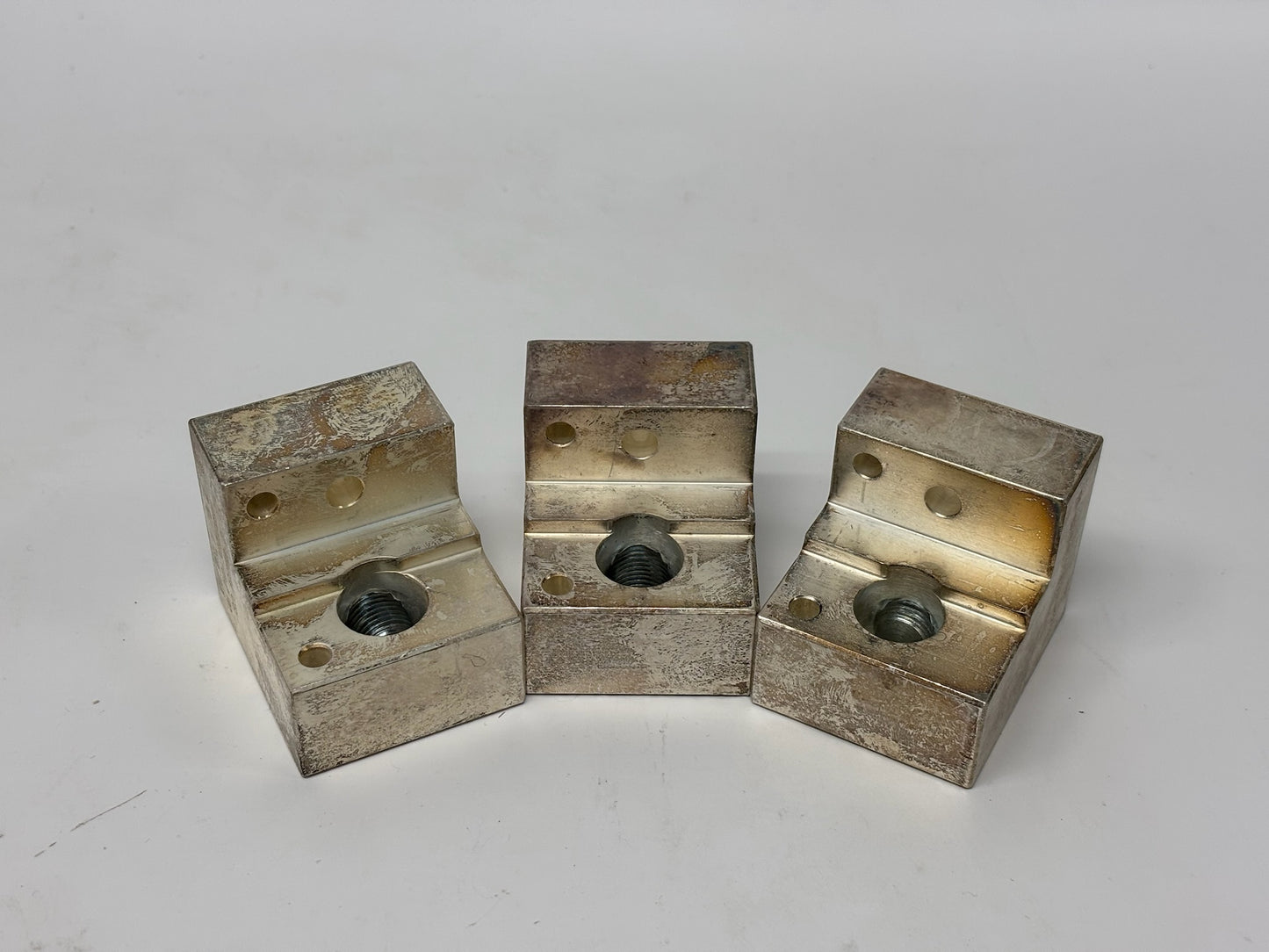 3 Pk Eaton EML25 Lug Kit for S801T Switch Fuse — Replacement Mounting Hardware