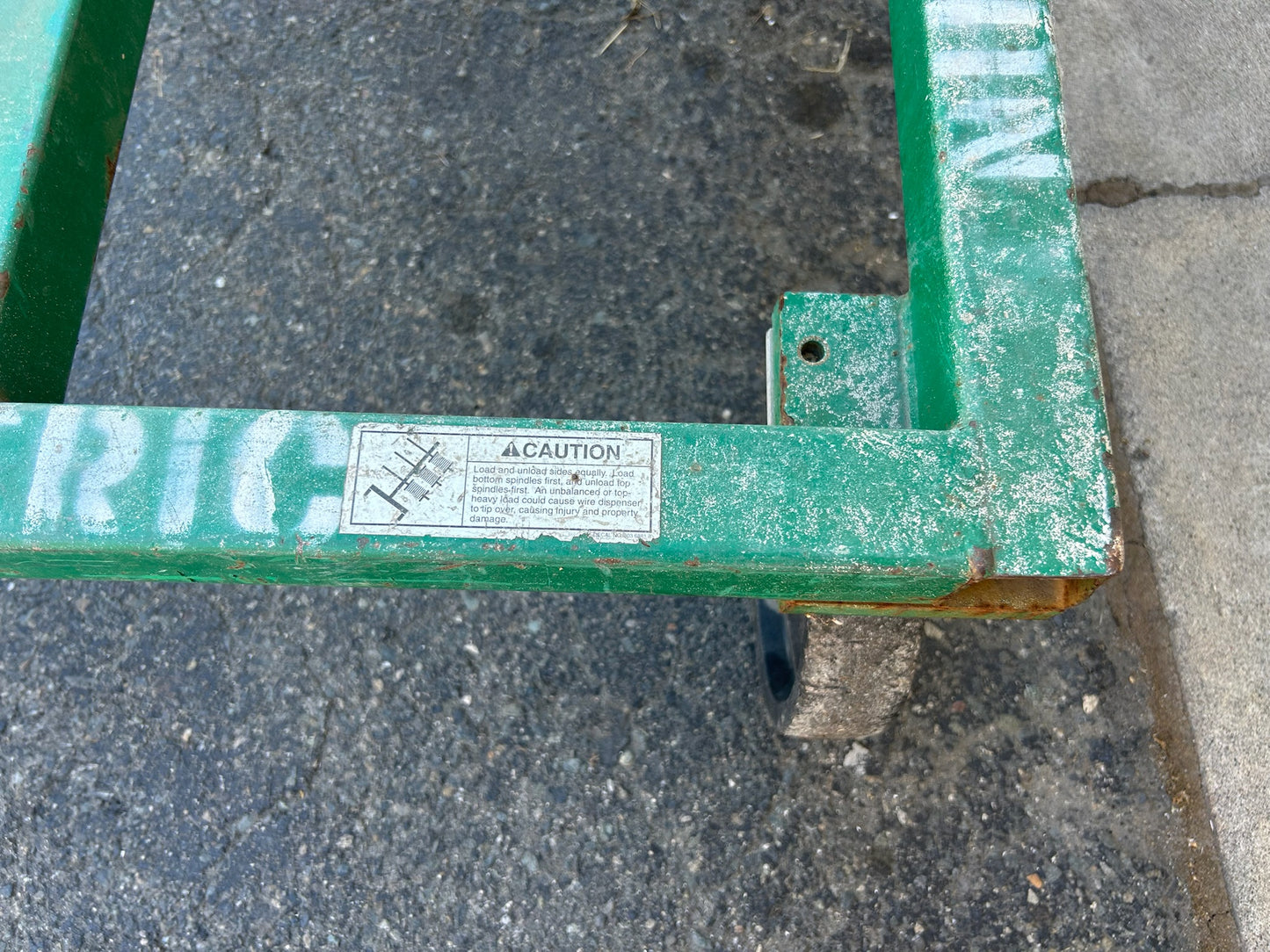 GreenLee 910 Cable/Wire Dispenser Assembly Cart