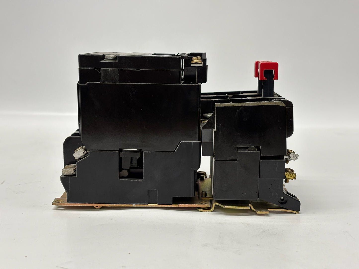 Square D 8536SC03 Fusible Safety Switch 30 A Type Safety with Cover