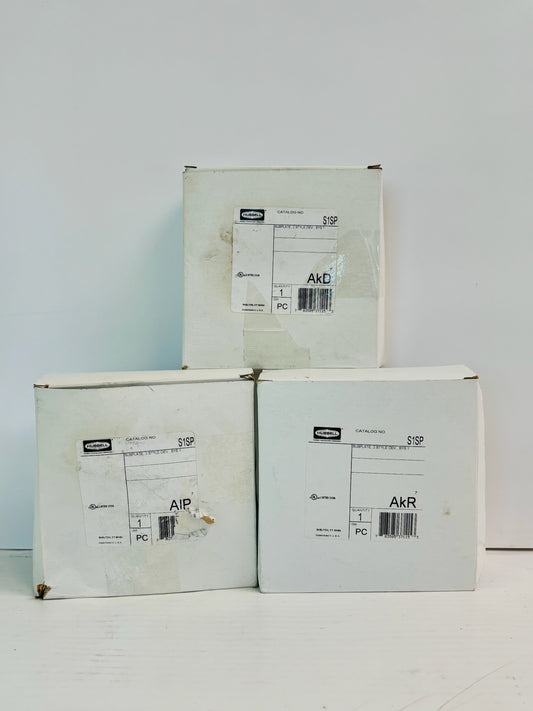3 PK Hubbell S1SP Dual StyleLine®/Decorator Sub-Plate — Floor Box Insert