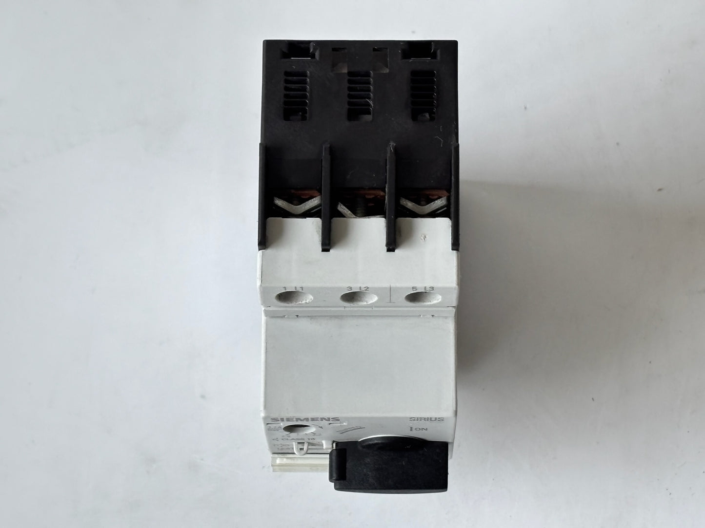 2 PK Siemens 3RV1421-1DA10 SIRIUS Motor Protection Breaker 2.2–3.2A