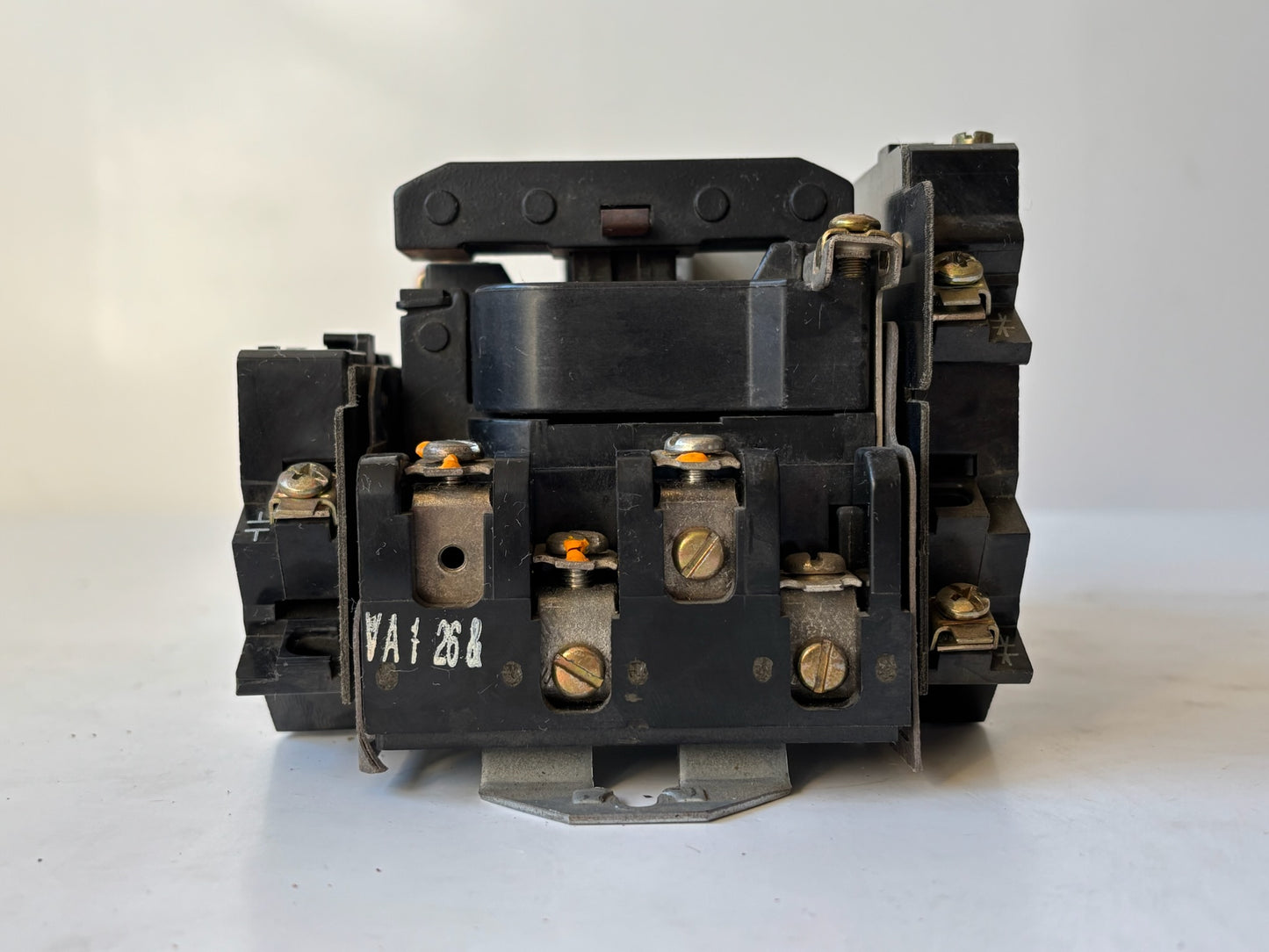 General Electric CR306CX#0**BAT Size 1 FVNR Motor Starter 27 A 600 V