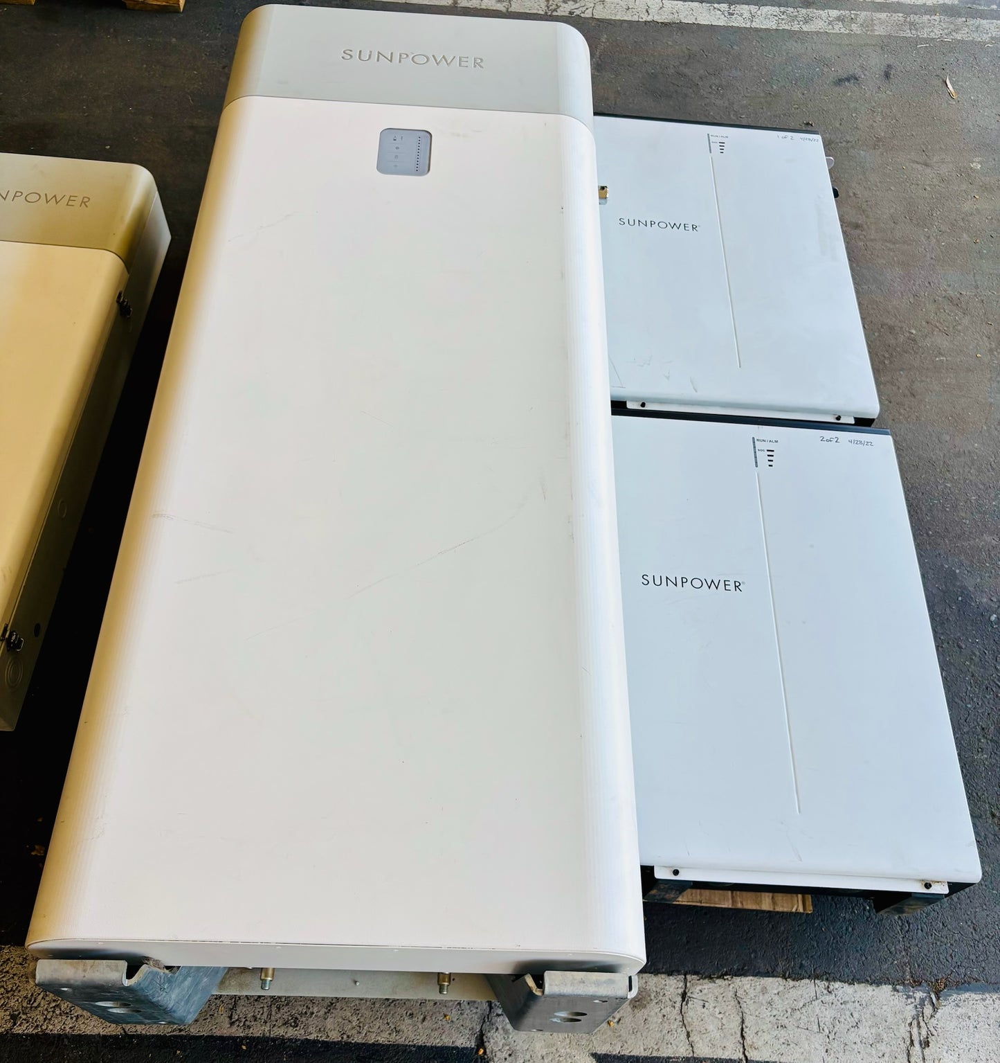 Pre-Owned SunPower SunVault Storage System PVS6, SV-HUB-01-B, SPWR-M0012