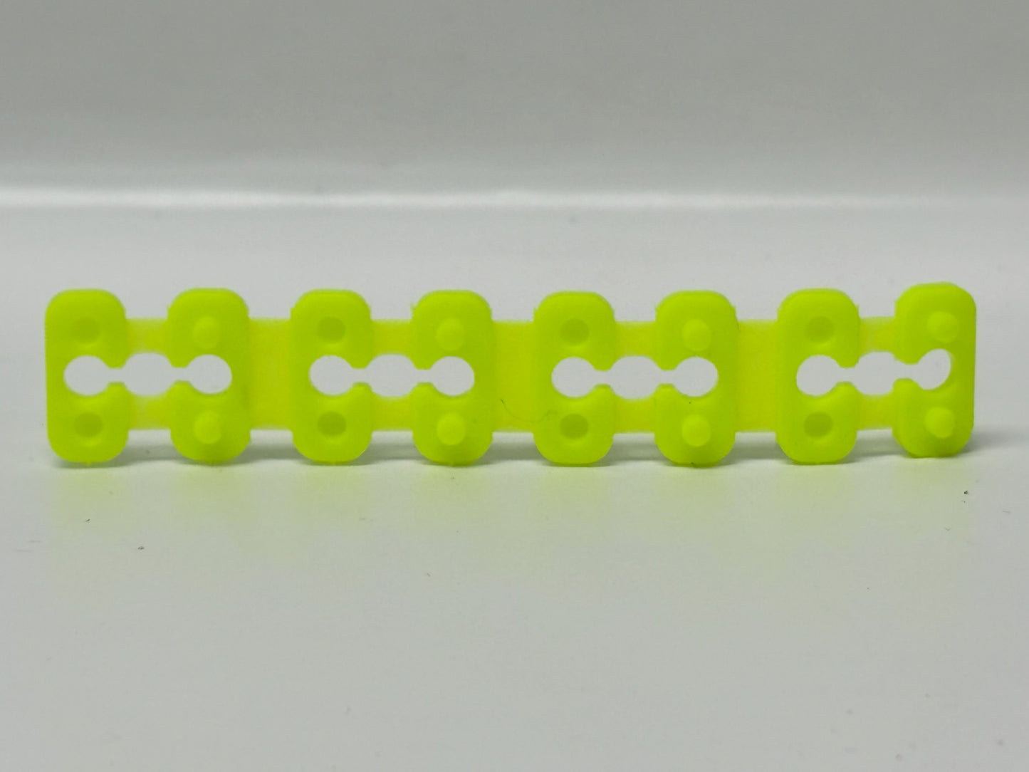 125PK Minerallac CPRS25J Receptacle Shim – 1⁄8" Spacing, 25-Strip Jar