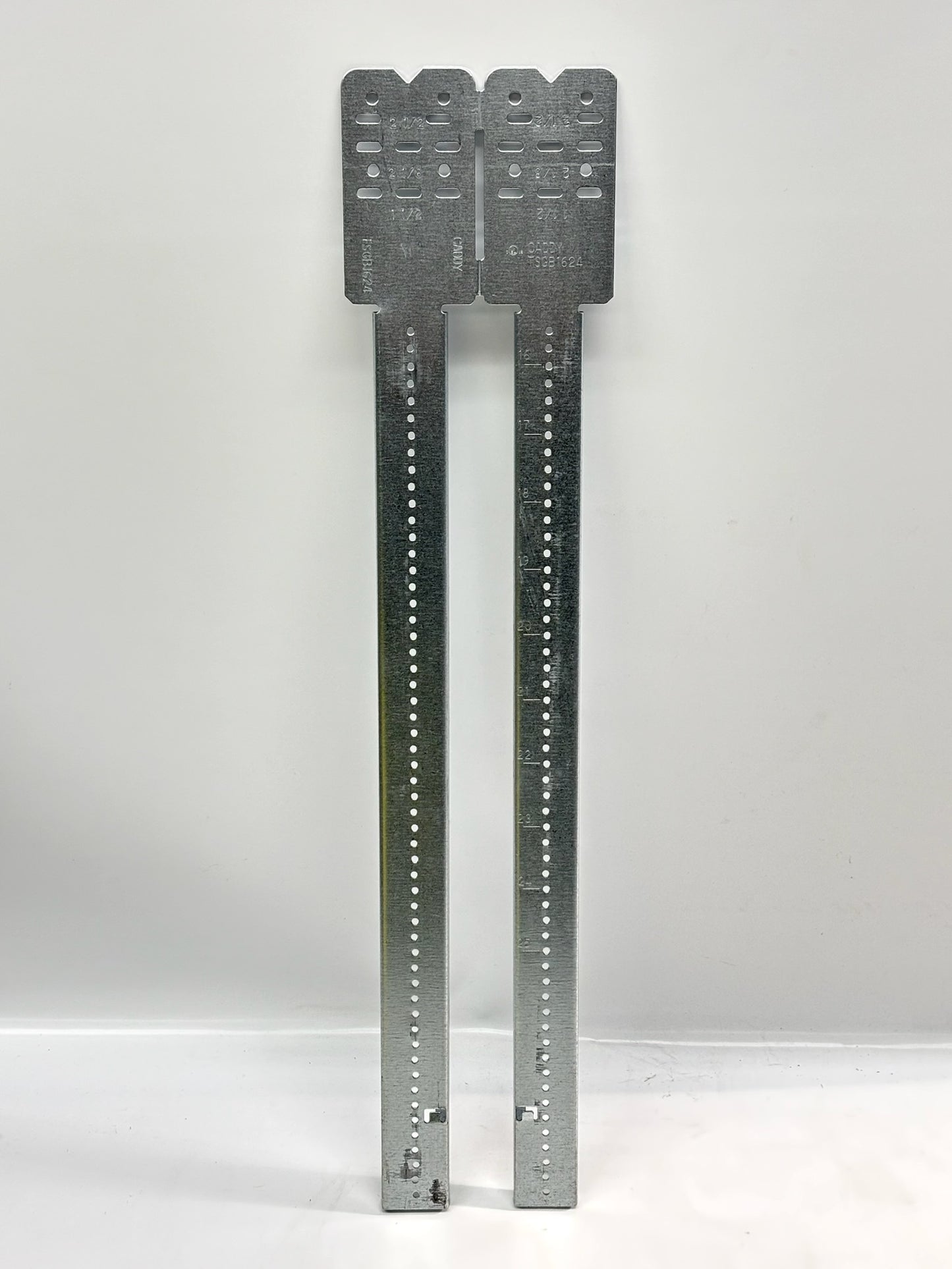 41PK nVent CADDY TSGB1624 Telescoping Screw-Gun Box Bracket (15¾″-25″ Stud Spacing)