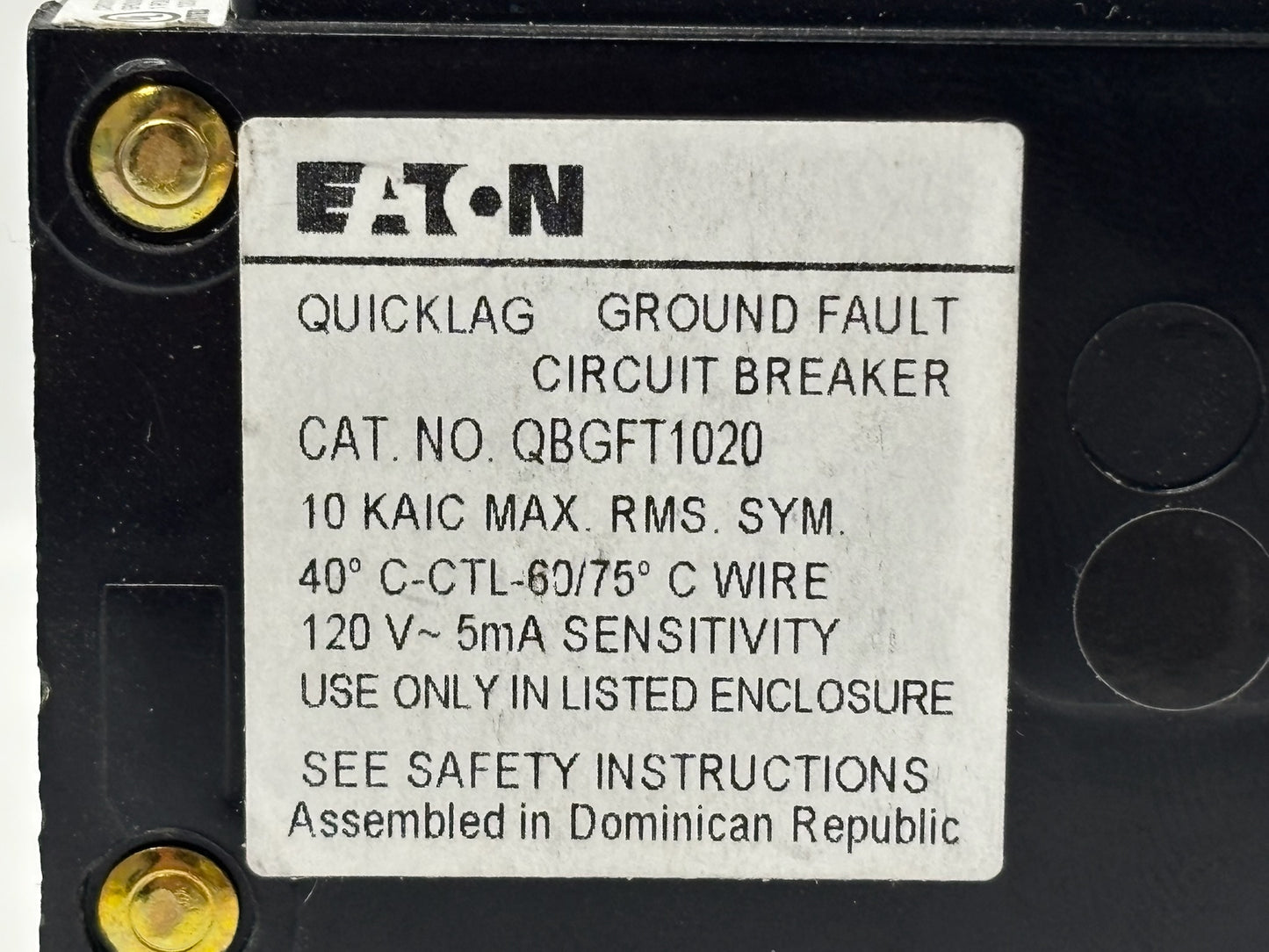 2PK Eaton QBGFT1020 Ground Fault Circuit Breaker – 20 A, Single-Pole (used)