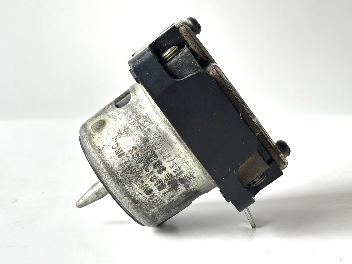 2PK Arrow Hart CS6369 Locking Receptacle 50 A 125/250 V 3-Pole/4-Wire