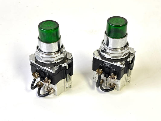 2PK Cutler‑Hammer 10250T/91000T/E34 30.5 mm Heavy‑Duty Metal Push‑Button Operator