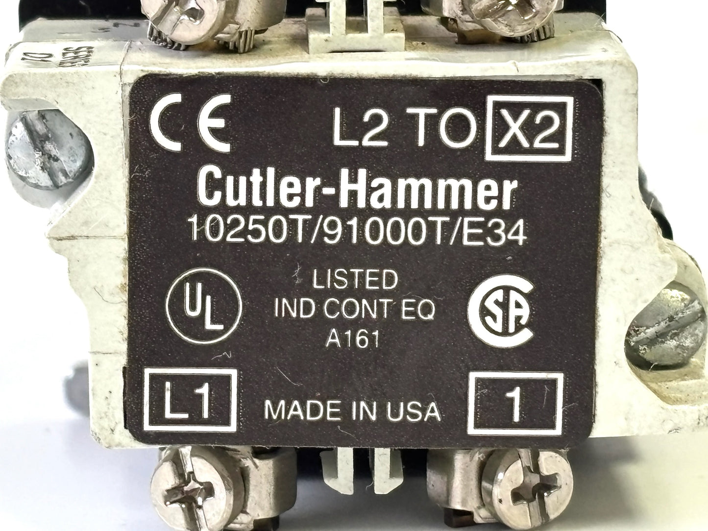 2PK Cutler‑Hammer 10250T/91000T/E34 30.5 mm Heavy‑Duty Metal Push‑Button Operator