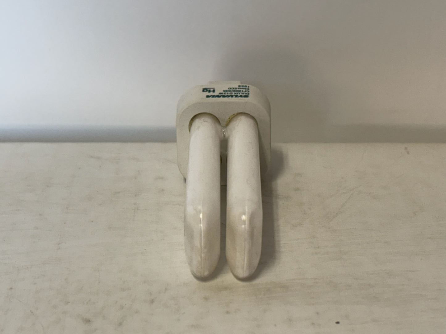 36 PK Sylvania 20692-4 Dulux D 13w Compact Fluorescent Bulb