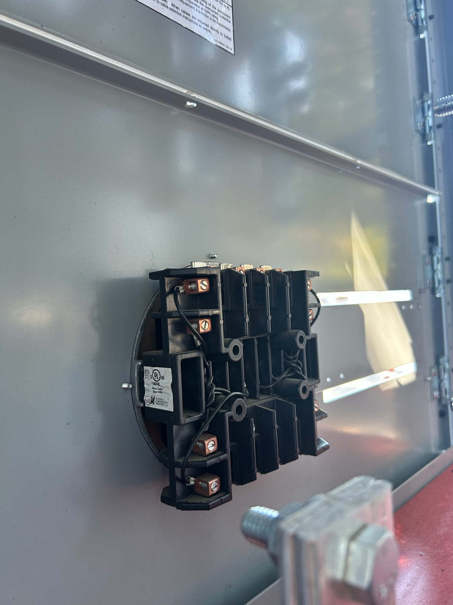 SIEMENS 800 AMP Switchboard & Meter 208Y/120V 60hz 3 Phase 4 Wire Distribution