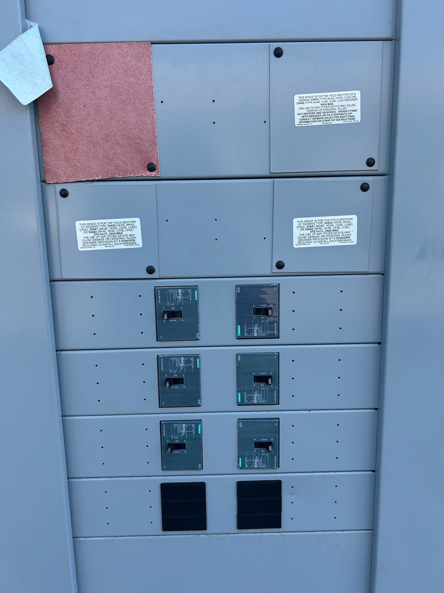 SIEMENS 800 AMP Switchboard & Meter 208Y/120V 60hz 3 Phase 4 Wire Distribution