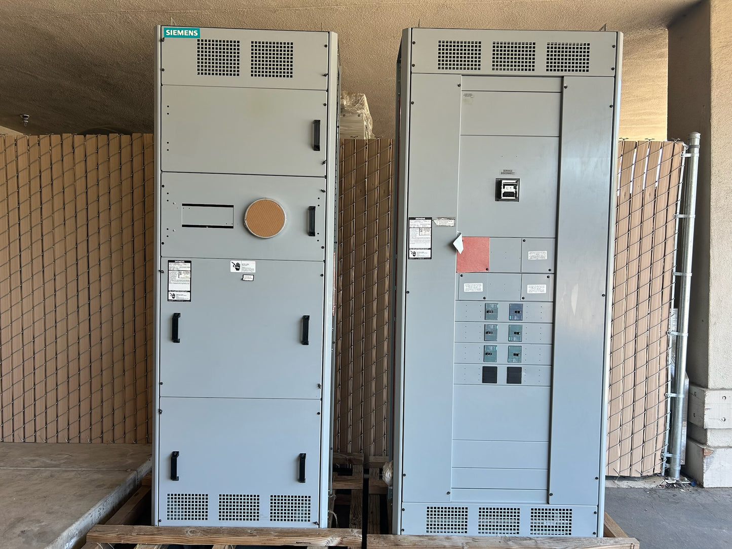 SIEMENS 800 AMP Switchboard & Meter 208Y/120V 60hz 3 Phase 4 Wire Distribution