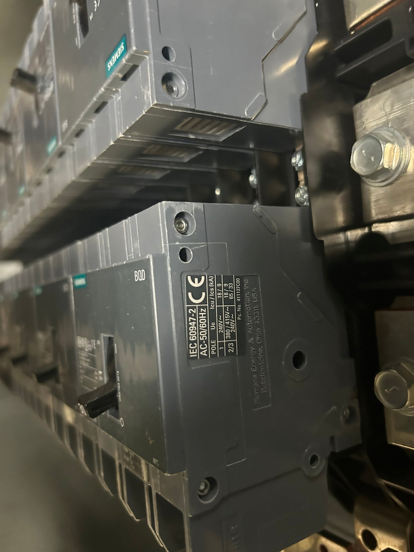 Siemens P1E42JX400CTFT 400 Amp 480Y/277V Panelboard Interior with Breakers