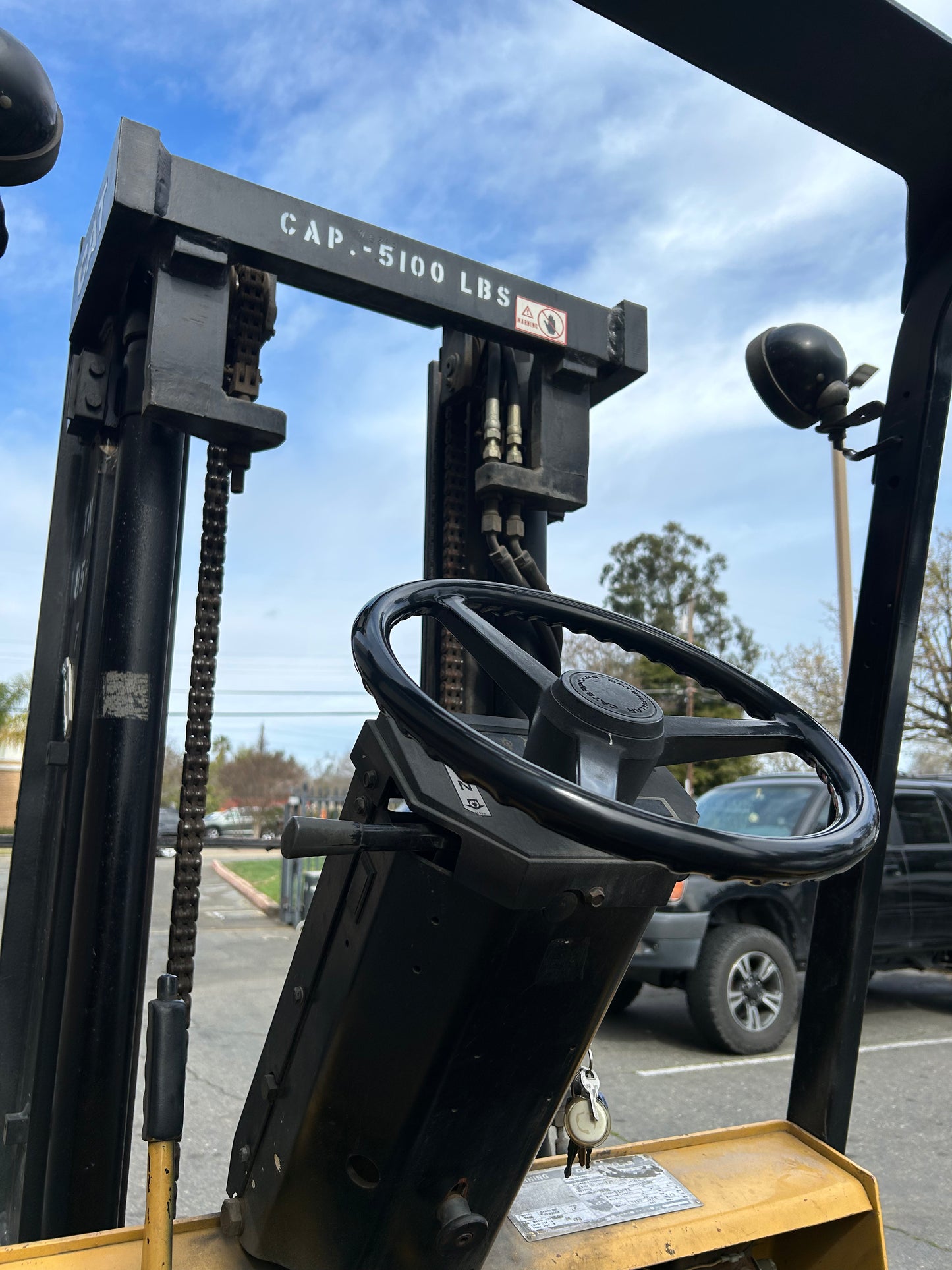 Caterpillar 1990 T40D Forklifts LIFTING Equipment Cap 5100 lbs Atch 10.75FT High