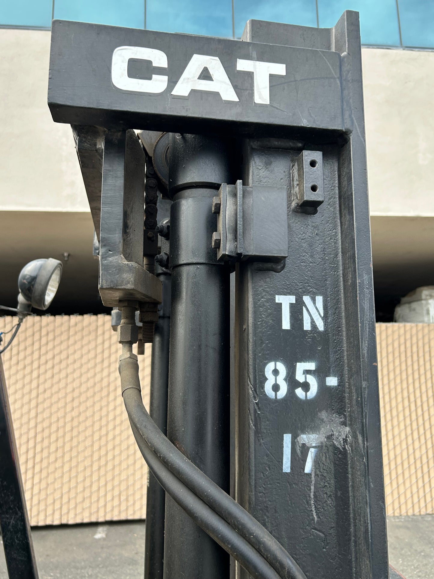 Caterpillar 1990 T40D Forklifts LIFTING Equipment Cap 5100 lbs Atch 10.75FT High