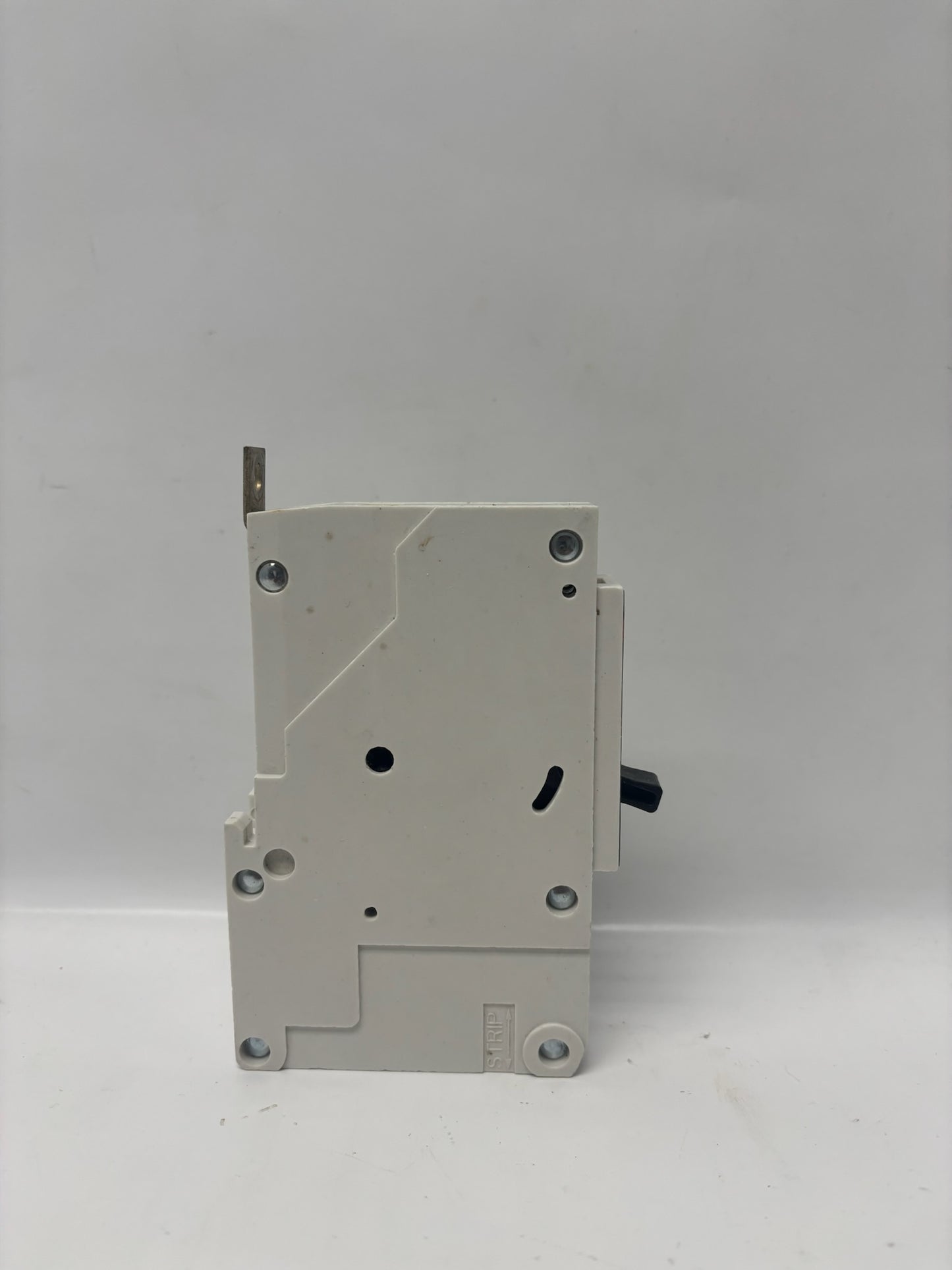 Siemens LGB1B020 20A 1-Pole Circuit Breaker, 4-Pack, Bolt-On Panelboard