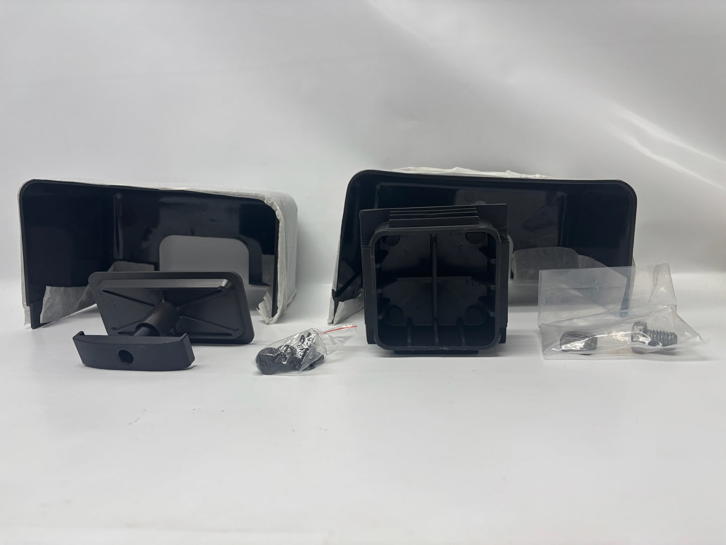 Valmont J156764 Heavy-Duty Industrial Component for Structural Applications