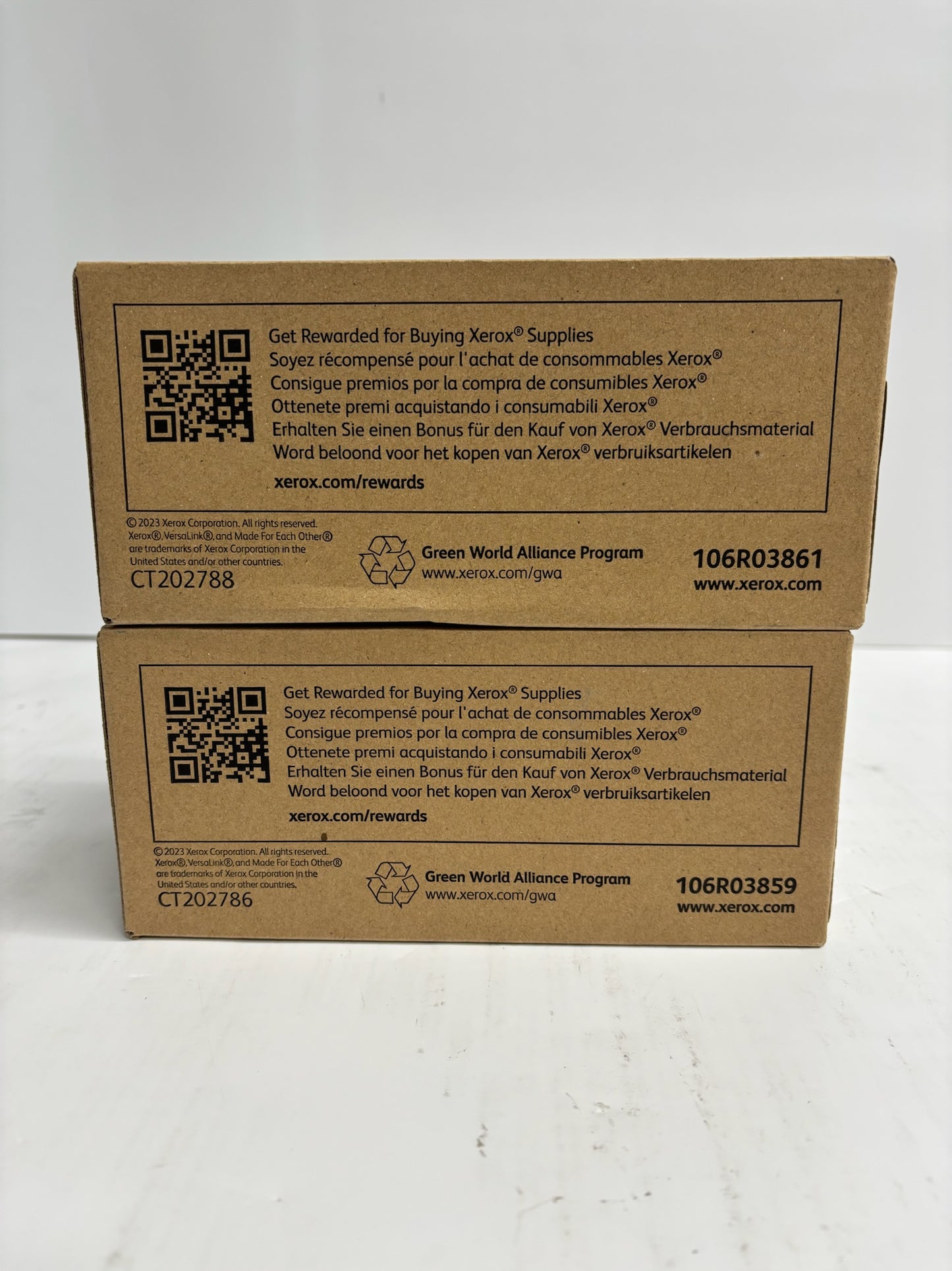 2 Genuine Xerox VersaLink C500, C505 Standard-Cap. CY Toner 106R03859, 106R03861
