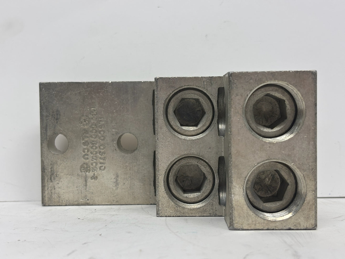 Ilsco PB4-600 Aluminum Power Distribution Block 4 Ports 600 MCM 760A Rated