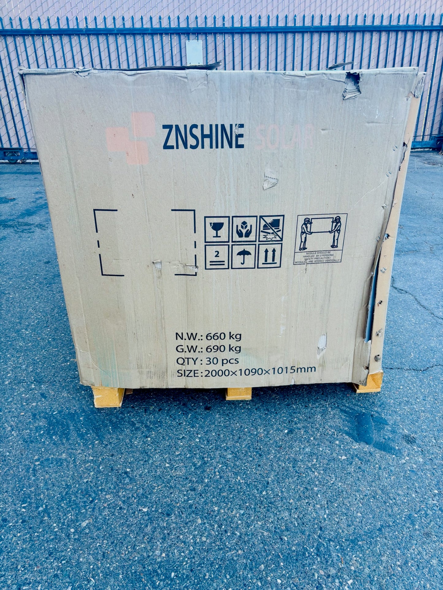 30 Pcs ZNShine Solar ZXM6-72-395M 395W Monocrystalline Solar Panel (Local)