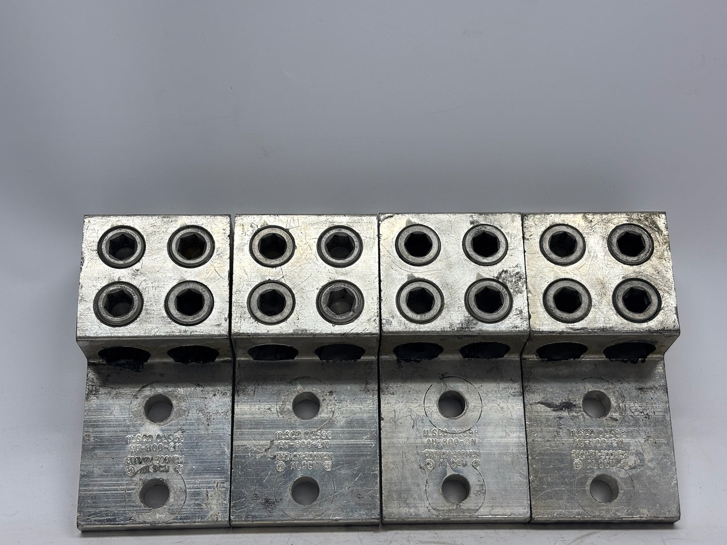4PK ILSCO AU-800-2N 2-Hole Aluminum Lug 800 MCM Tin-Plated