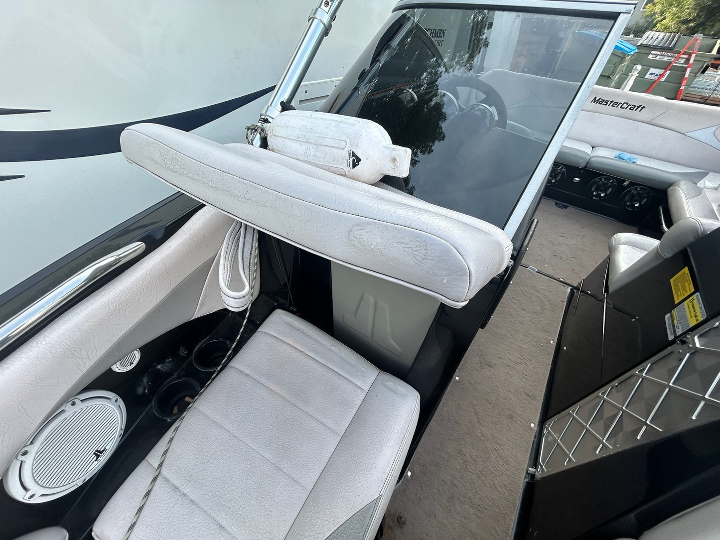 2006 MasterCraft Maristar 200 Boat With $20,000 Speaker Tower System