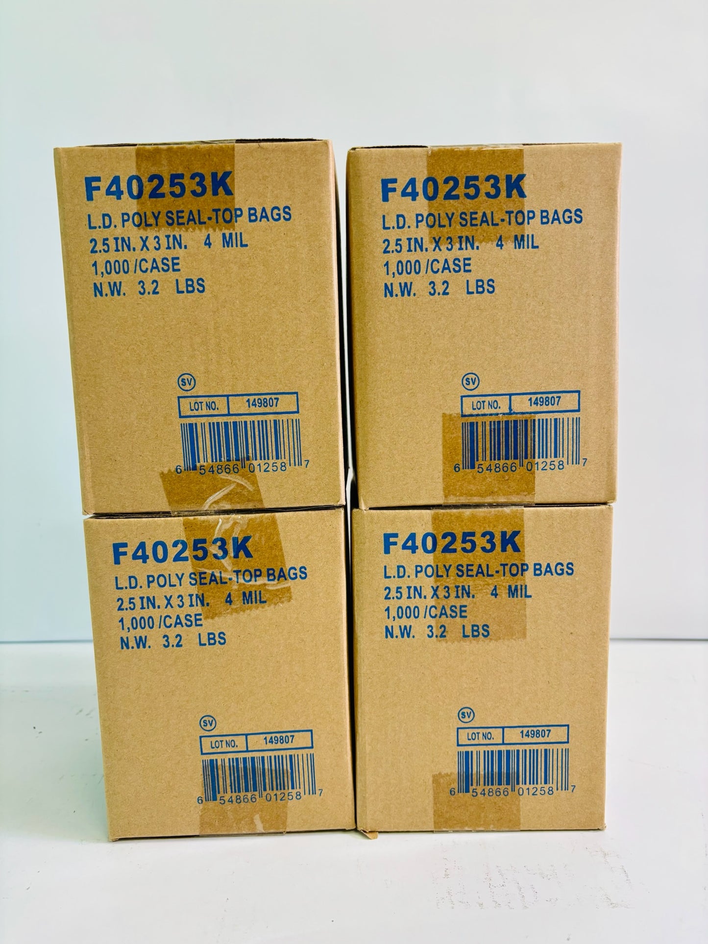 LK F40253K Clear Single Track Zipper Bag, 4 mil, 2.5" x 3" (4000 bags in total)