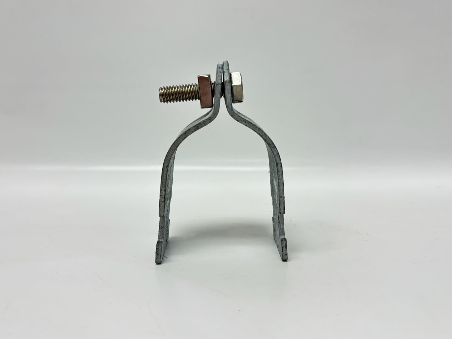 50 PK B‑Line B2012 1½″ Rigid Conduit Clamp, Steel or Aluminum