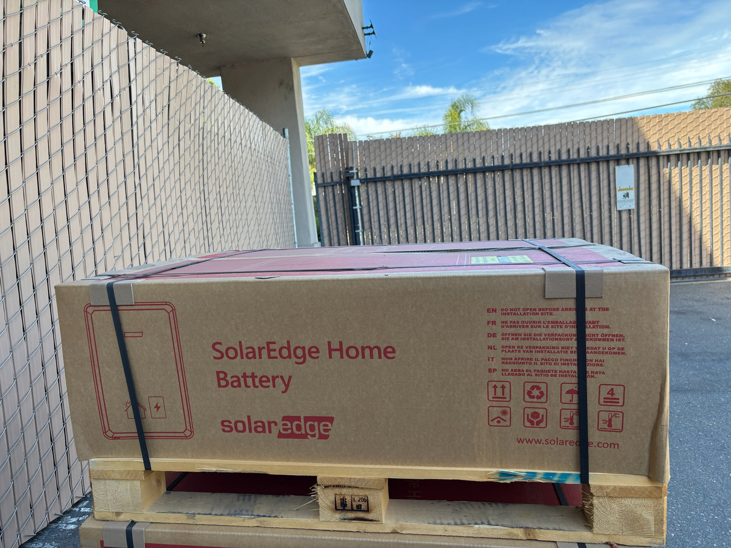 NIB SolarEdge BAT-10K1PS0B-12 10kWh Lithium-Ion Battery Storage, Warranty 2033