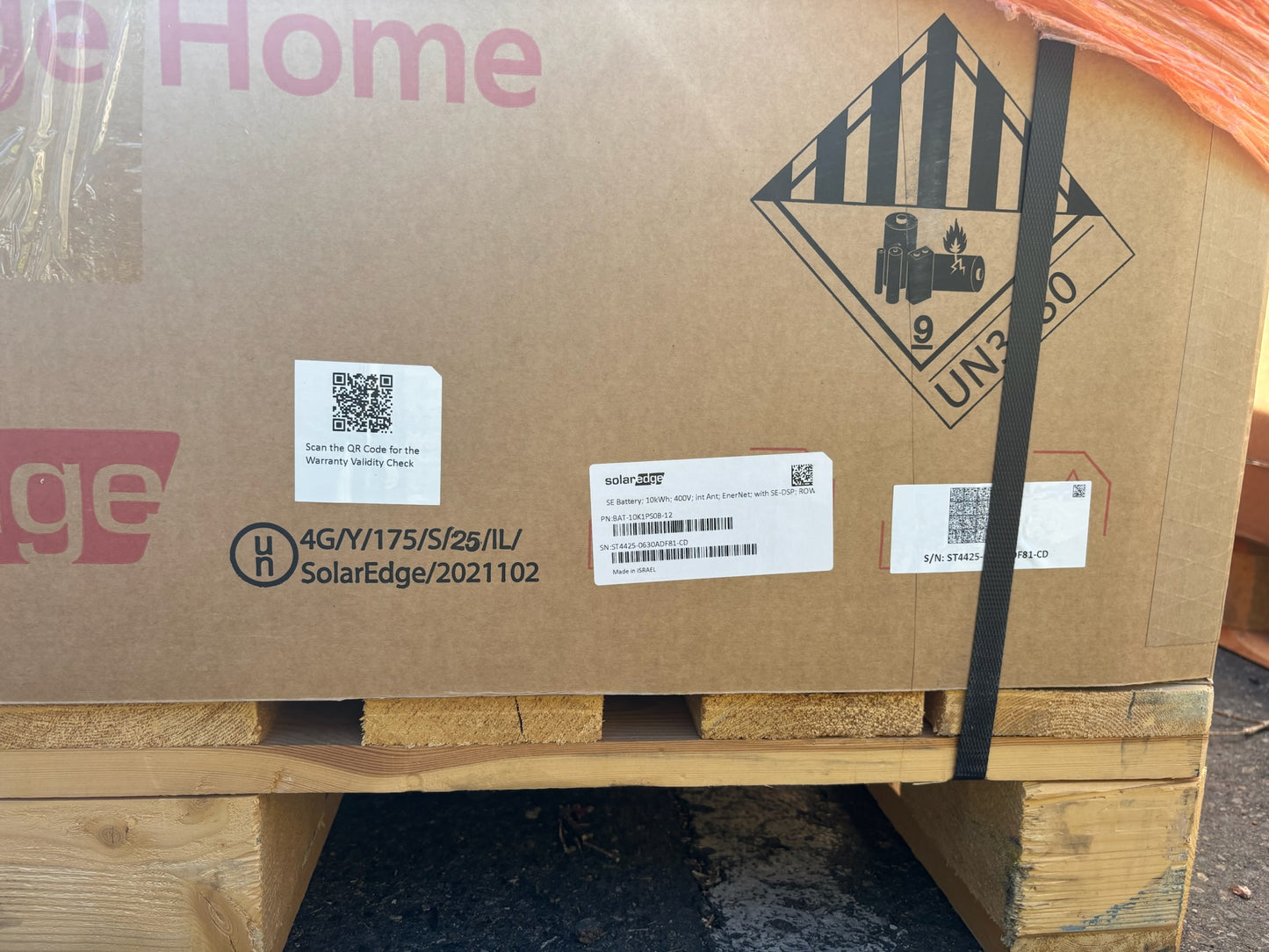 NIB SolarEdge BAT-10K1PS0B-12 10kWh Lithium-Ion Battery Storage, Warranty 2033