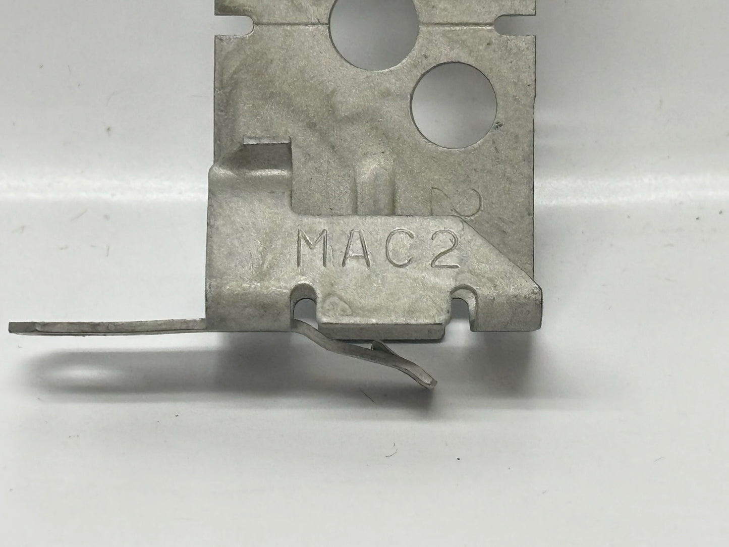 53 PK nVent CADDY MAC2 MC/AC Cable-to-Stud Snap-In Clip