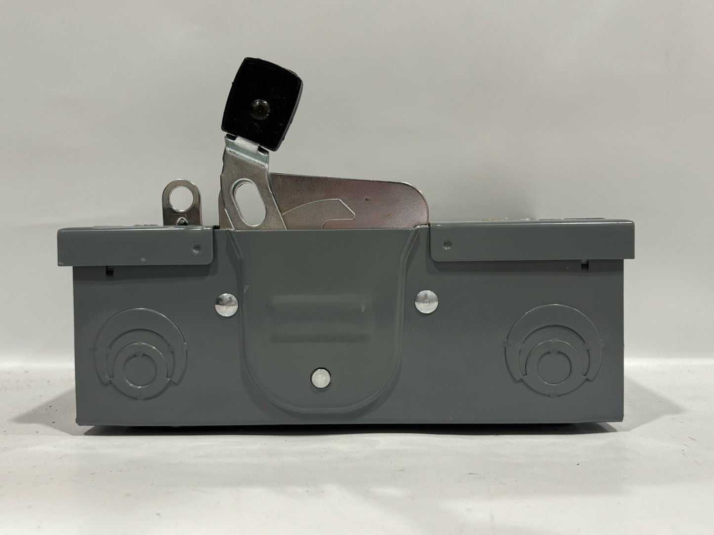 Square D D221N General Safety Switch, 2P3W, 30 A, 240 Vac No Box, With Minor Scratches
