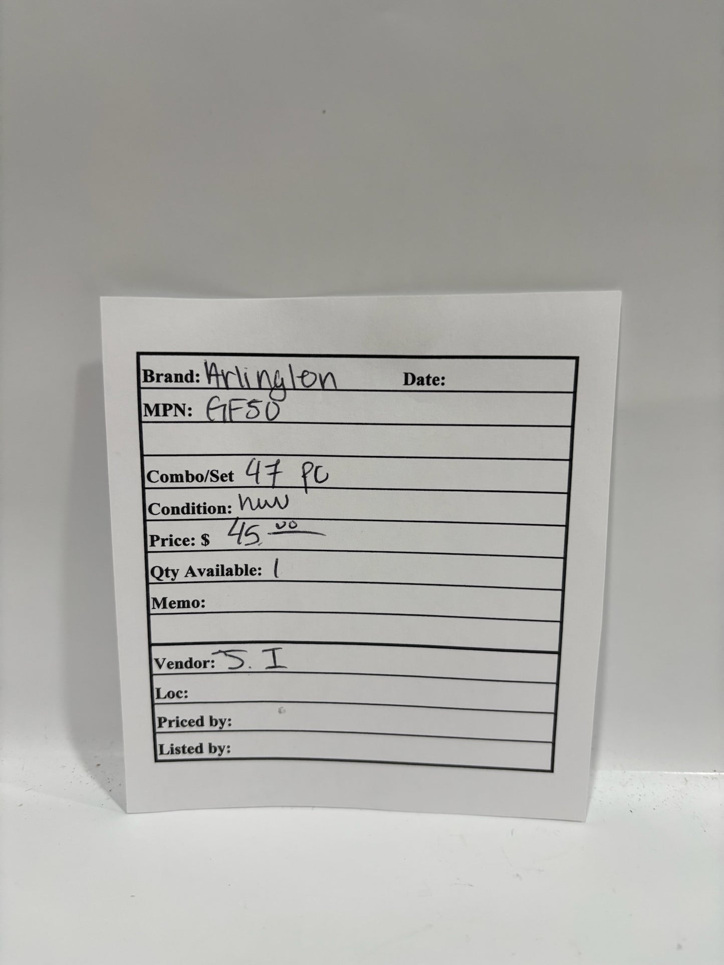 47 PC Arlington GF50 1/2" Flexible Metal Conduit Screw In Connector