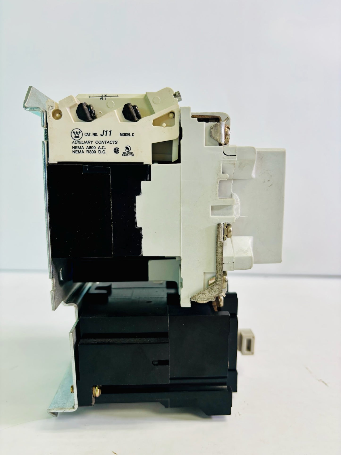Westinghouse A200M1CAC Size 1 Magnetic Starter 27 A 600 V 120 V Coil