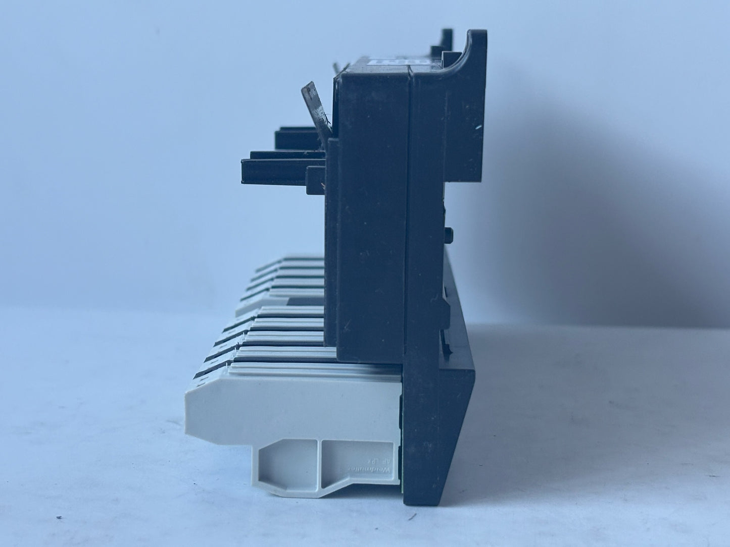 GEF IC67CHS102A 2 Tier Box Style I/O Terminal Block Module 037